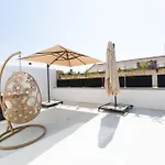 Hébergement de vacances 1924 Gemini House Jacuzzi, Garden, Rooftop Nicosie