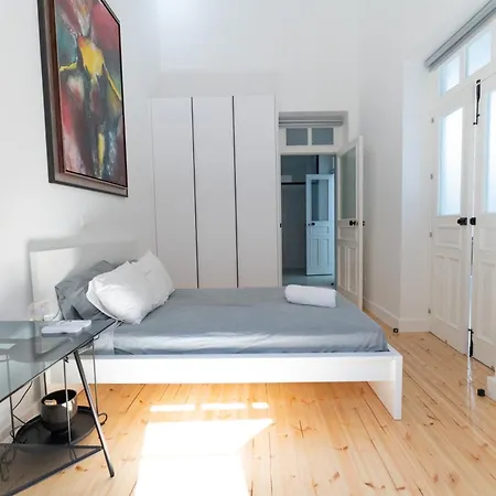 Vakantiehuis 1924 Gemini House Jacuzzi, Garden, Rooftop *