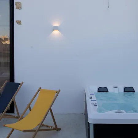 1924 Gemini House Jacuzzi, Garden, Rooftop Prázdninový dům