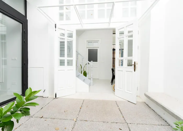 1924 Gemini House Jacuzzi, Garden, Rooftop Prázdninový dům *