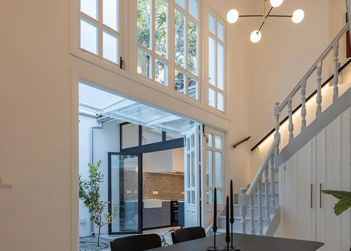 1924 Gemini House Jacuzzi, Garden, Rooftop Prázdninový dům *