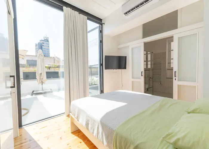 Prázdninový dům 1924 Gemini House Jacuzzi, Garden, Rooftop