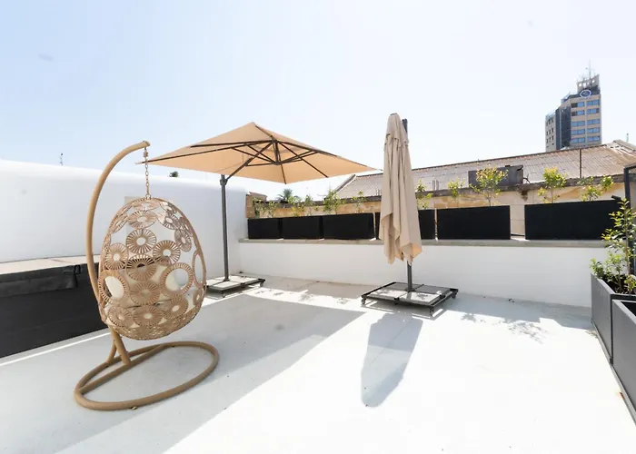 Prázdninový dům 1924 Gemini House Jacuzzi, Garden, Rooftop Nikósie